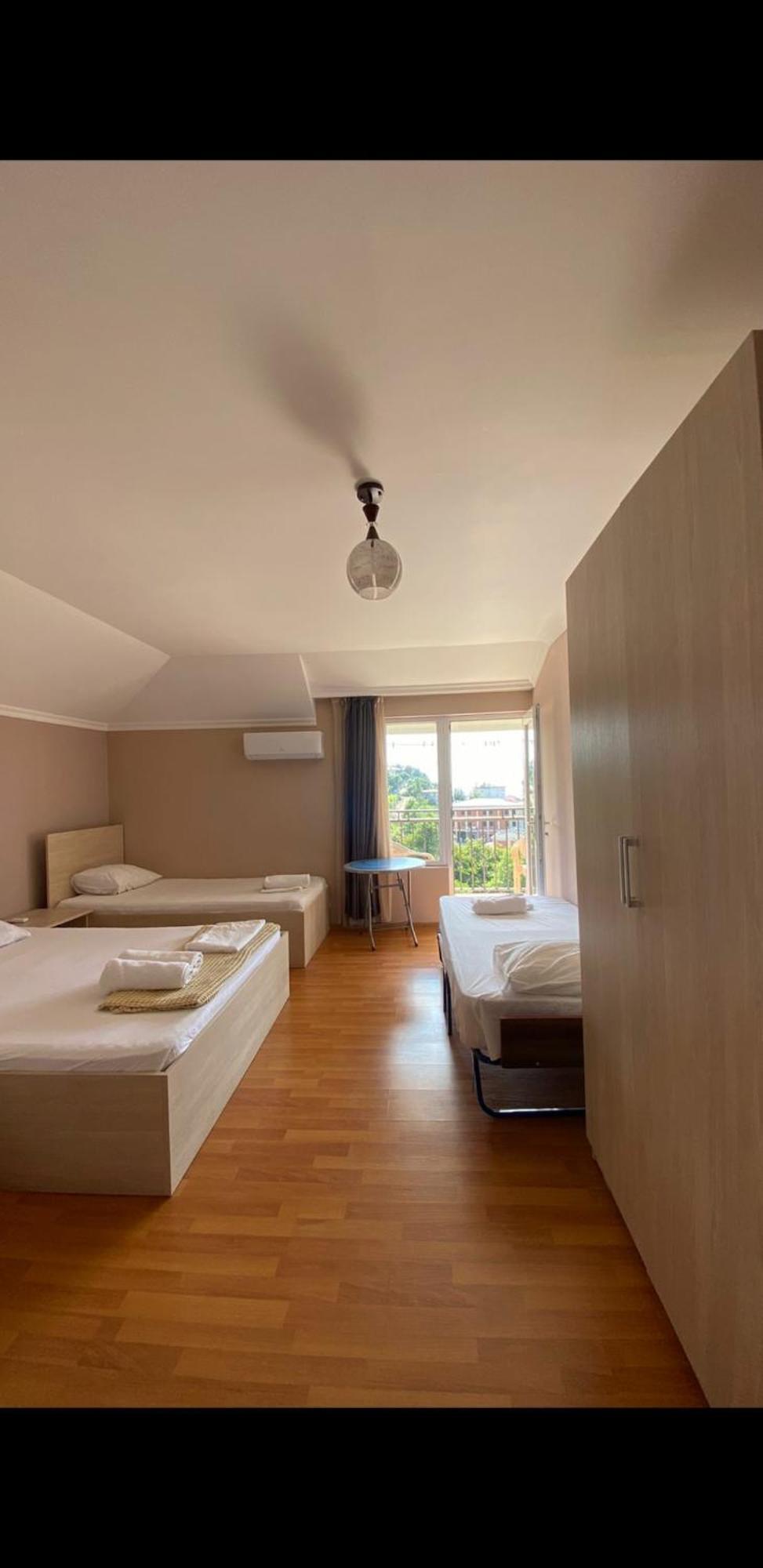 Konstantin House Apartment Sarpi Ngoại thất bức ảnh